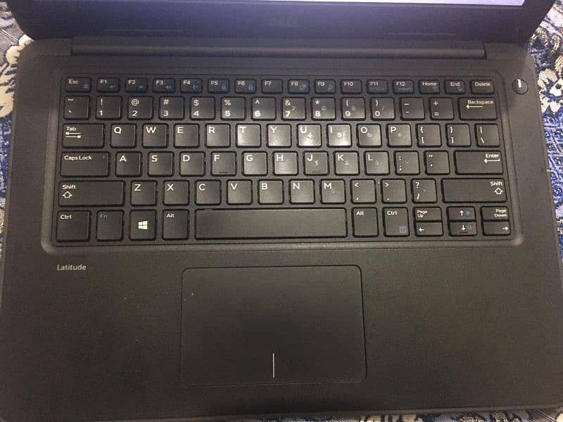 Dell latitude Laptop 6th generation for sale 4