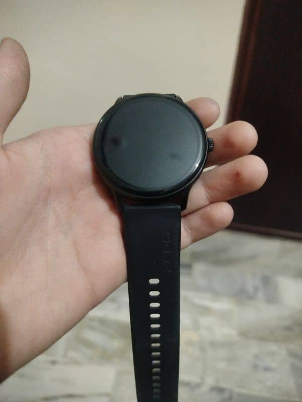 Zero Luna smart watch 1