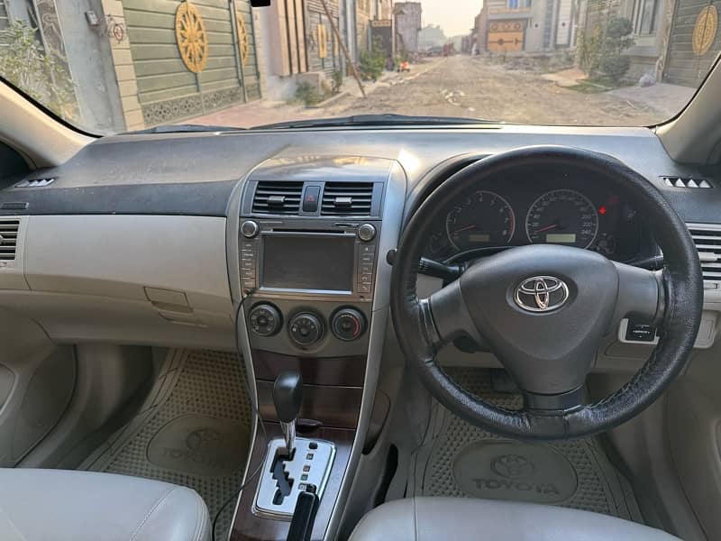 Toyota Corolla GLI 2012 1.6 automatic 11