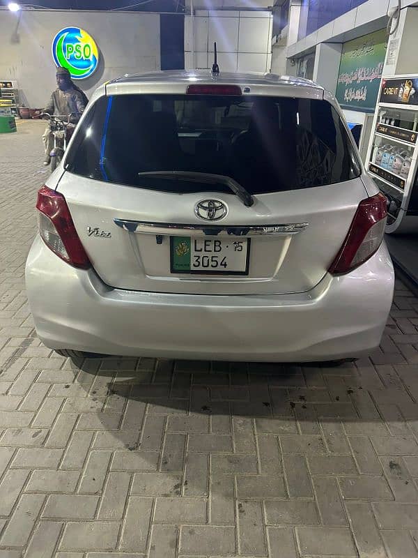 Toyota Vitz 2013 5