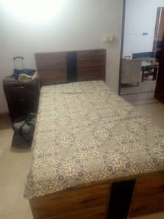 double bed with mattress