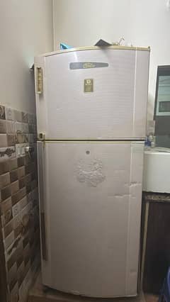 Microwave, Freezer And Fridge In Excellent Condition For Sale