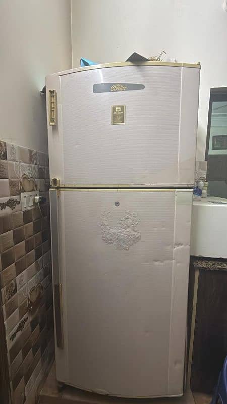 Microwave, Freezer And Fridge In Excellent Condition For Sale 0