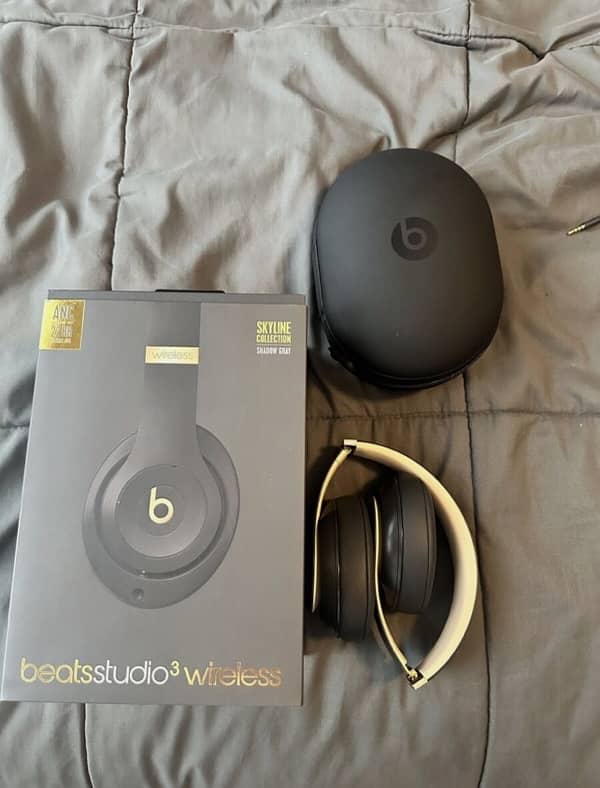 Beats by Dr. Dre Studio3 Bluetooth On Ear Wireless Headphones 1