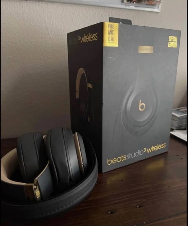 Beats by Dr. Dre Studio3 Bluetooth On Ear Wireless Headphones 3