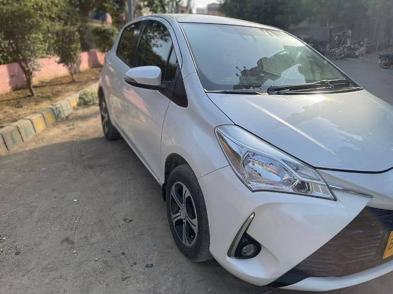 Toyota Vitz 2018 4