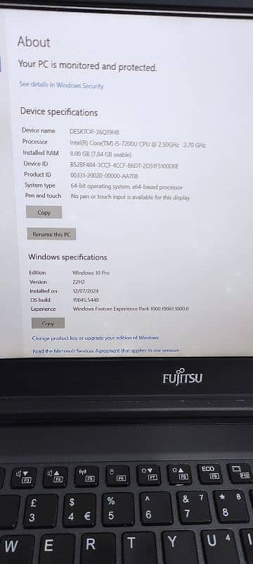 Fujitsu I5 7th generation 3