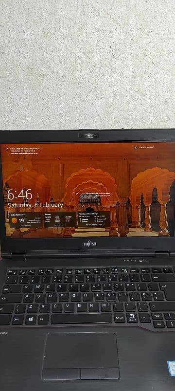 Fujitsu I5 7th generation 6