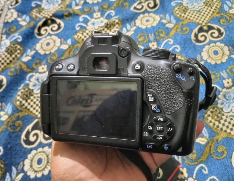 Canon 700D with Accessories 1