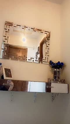 Acrylic Mirror n console