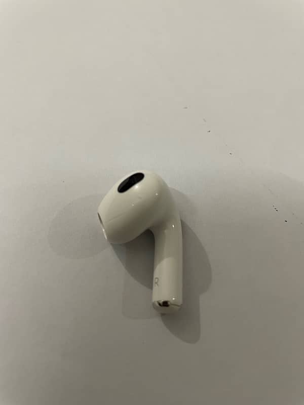 airpods 3 with wireless charging case 2