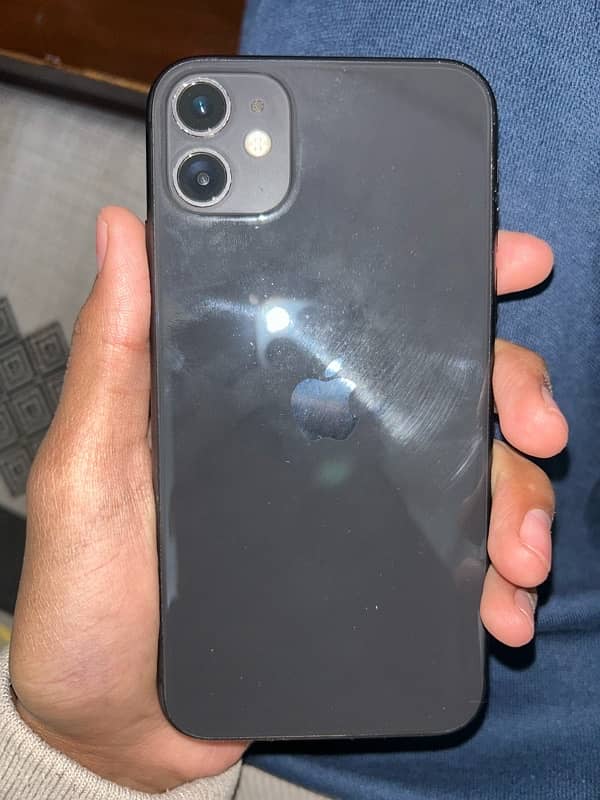 IPHONE 11 64 GB 2