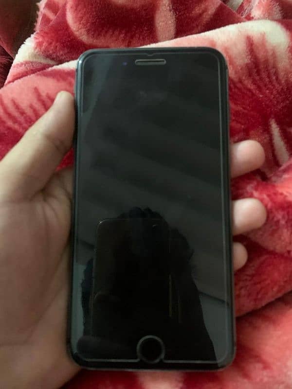 iphone 8 plus pta apporad ha screen chang ha finger ok ha 4