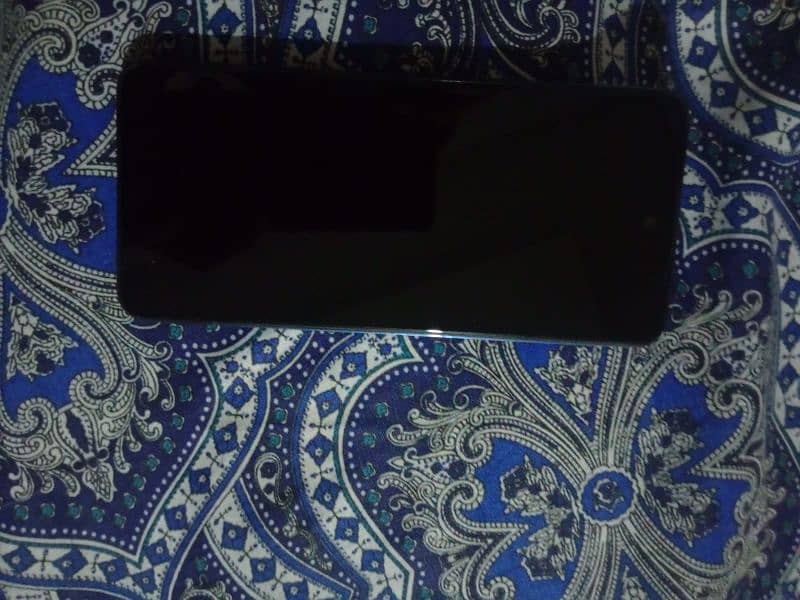 Infinix hot 40i 8 128 full box good condition good batter 1