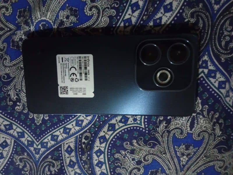 Infinix hot 40i 8 128 full box good condition good batter 3