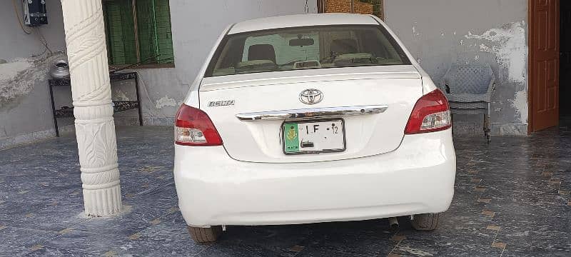 Toyota Belta 2006/2012 1