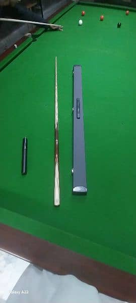 snooker cue mkr classic with box and extencan 0