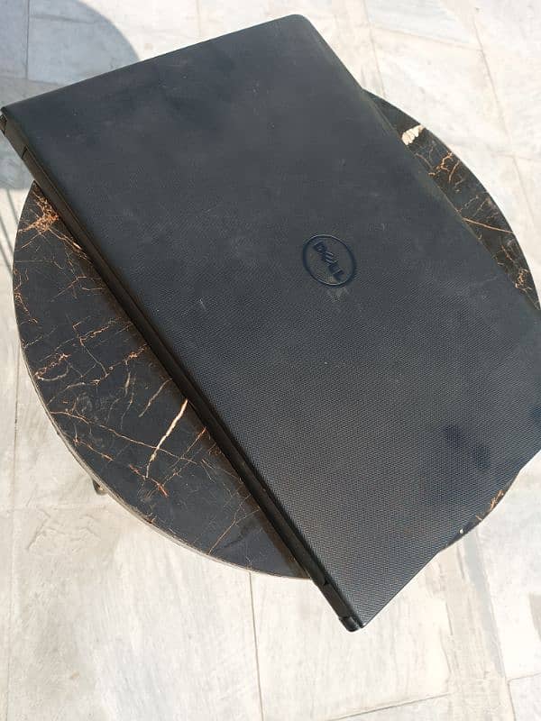 Dell Inspiron 9