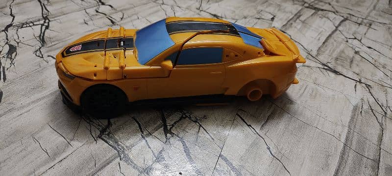 Bumblebee Transformer Robot Car 0