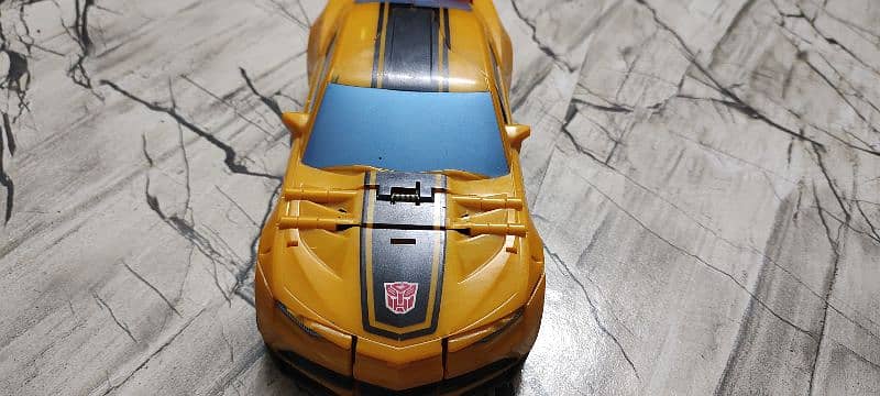Bumblebee Transformer Robot Car 1