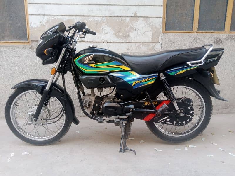 Honda prider CD 100 cc motorcycle 0