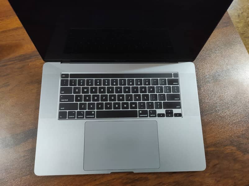 MAC Book Pro 2019 - 16" 4K HD. 0