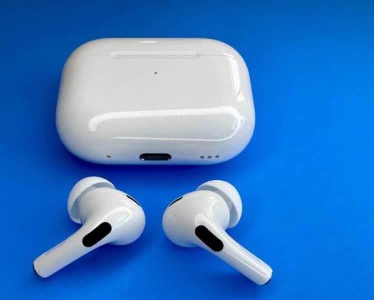 Apple AirPod Pro 2 type c Apple warranty 8 months 0