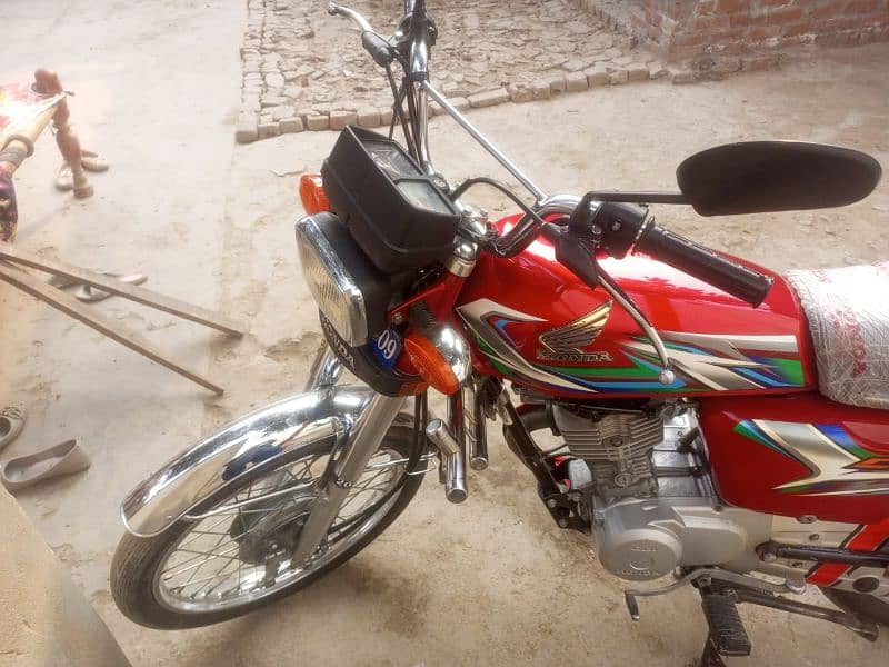 Honda 125 motorcycle hai 11