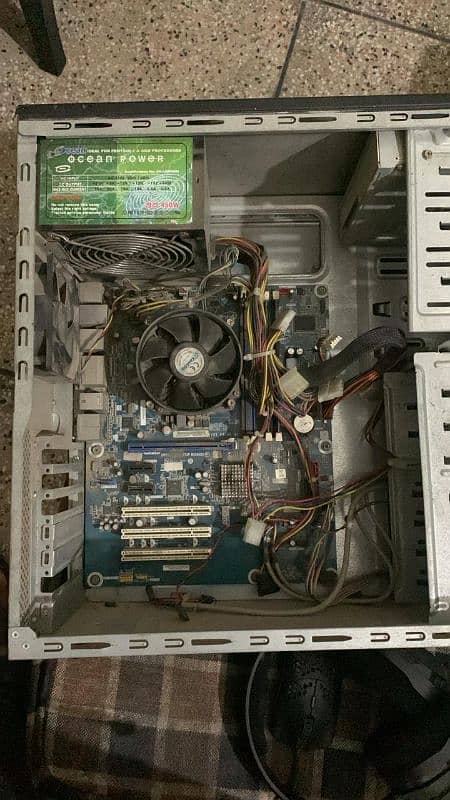 Xeon v2 gaming pc with 16gb ram 0