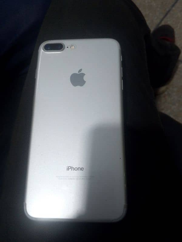 I phone 7 plus phone 10 by 10 condition urgent sale 1