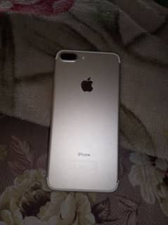 I phone 7plus 10.10 condition non pta bilkul saf phone ha bettry helth