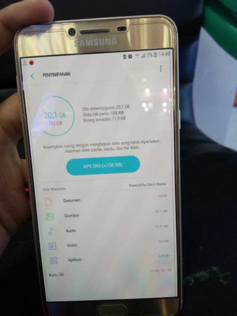 Samsung C7 urgent Sale 1