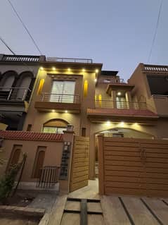 5 Marla Brand New Lower Portion Available For Rent in Park View City Near Thokar