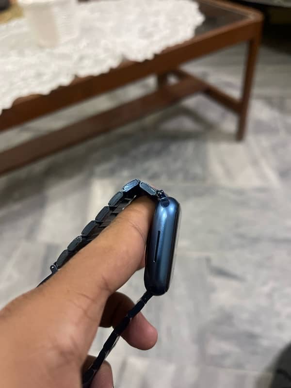 Series 7 Apple Watch 2