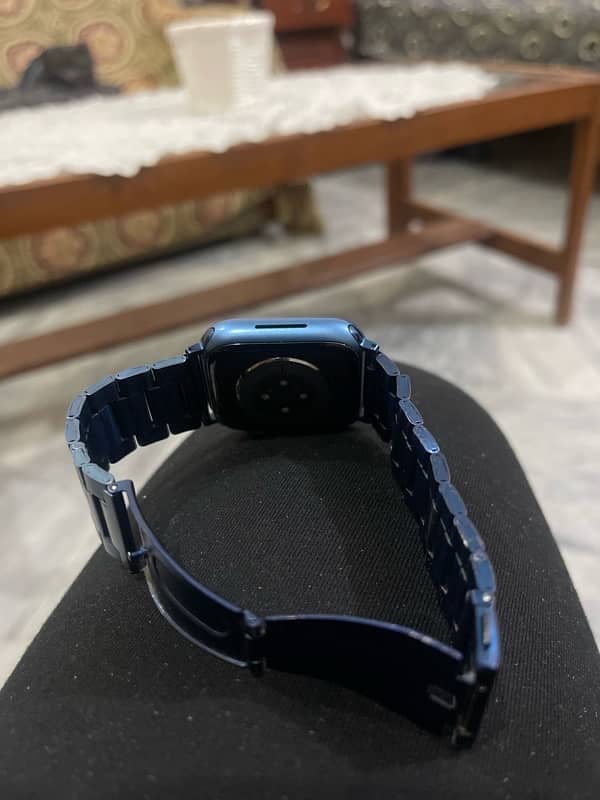 Series 7 Apple Watch 3