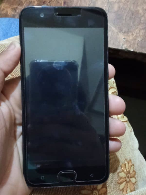 oppo A57 good condition available 3 Gb rom 32 Gb ram 3