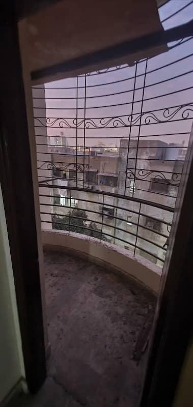 3 BED DD FLAT FOR RENT NAZIMABAD NO. 4 11