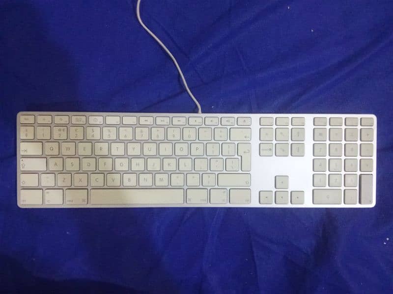 Apple Keyboard A1048 & Mouse A1152 Combo for Sale 2