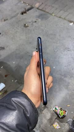 iPhone xr black 64 gb non pta factory unlock black colour