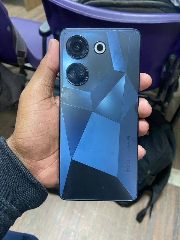 Tecno camon 20 pro 0