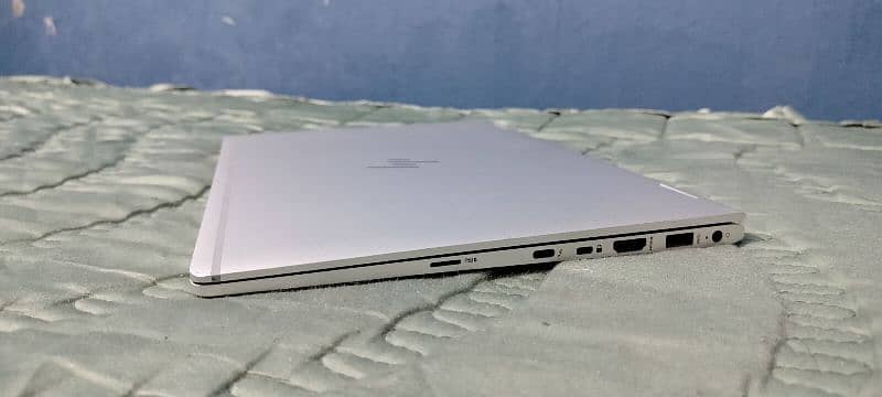 HP EliteBook x360 1030 G2 Touch Screen 3