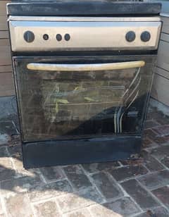 Oven in good condition