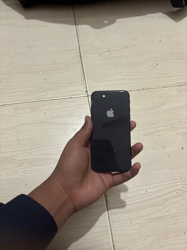 Iphone 8 64gb PTA approve with box 5