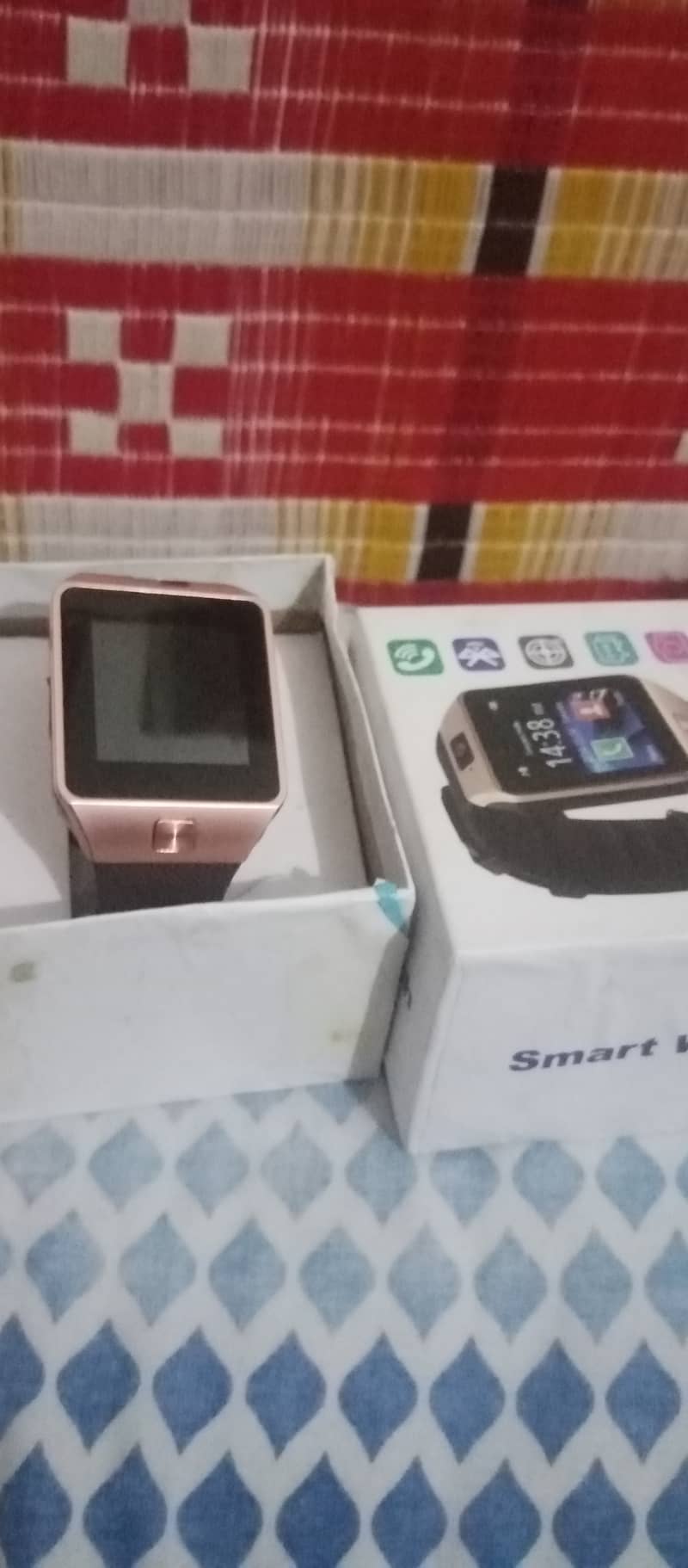 Dz09 smart watch suppurt 4G and 5G Excellent  Camera Quality and M 1