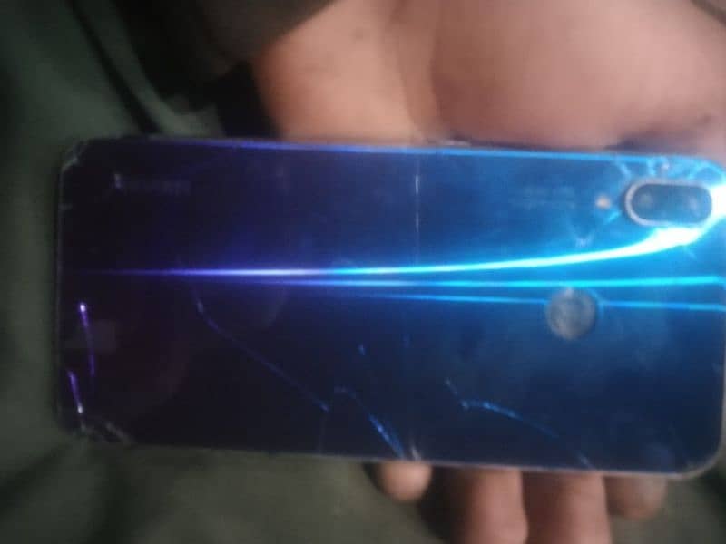 Huawei nova 3i 0