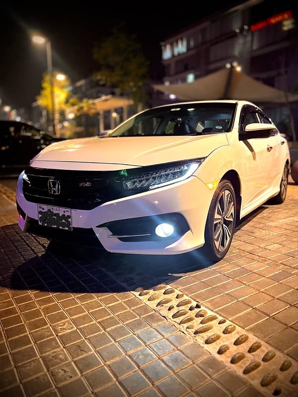 HONDA CIVIC- RS 0