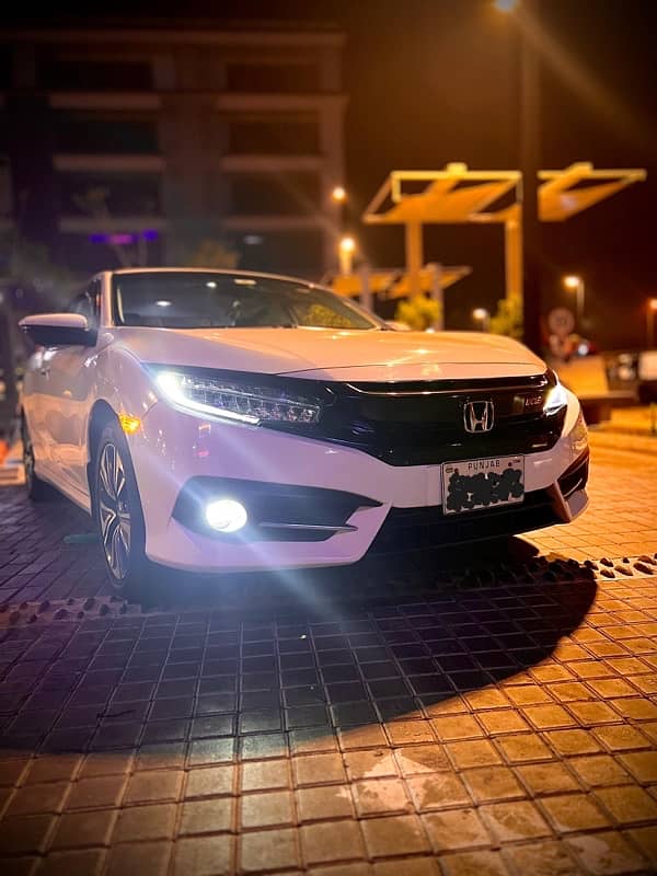 HONDA CIVIC- RS 2