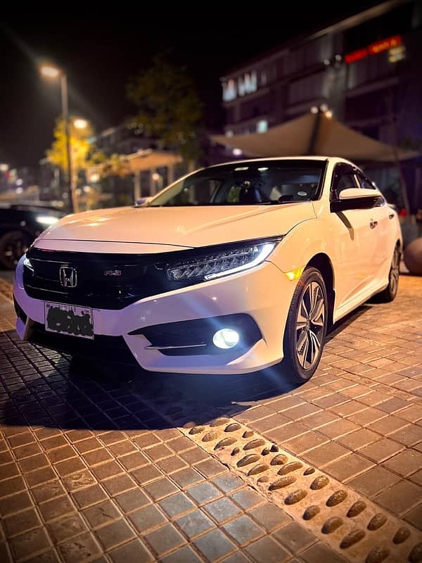 HONDA CIVIC- RS 6