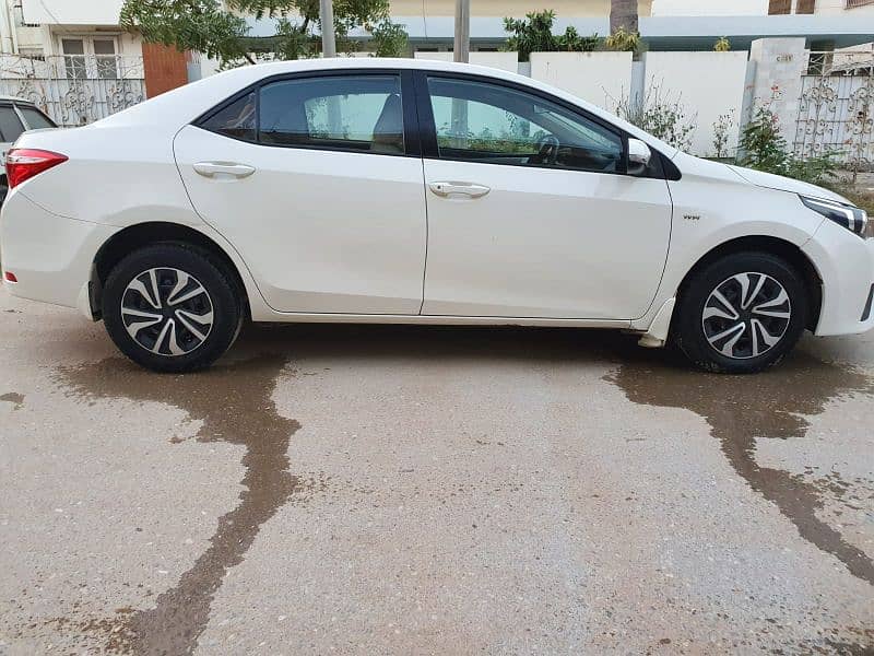 Toyota Corolla GLI 2016 b2b  full original manual 3