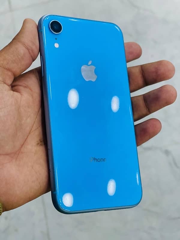 IPhone XR 64Gb  non pTa price 29999 urgent sell 1